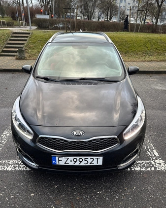 Kia Ceed cena 33900 przebieg: 199000, rok produkcji 2018 z Góra małe 56